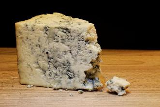 Il Roquefort, sapore e tradizioni inconfondibili